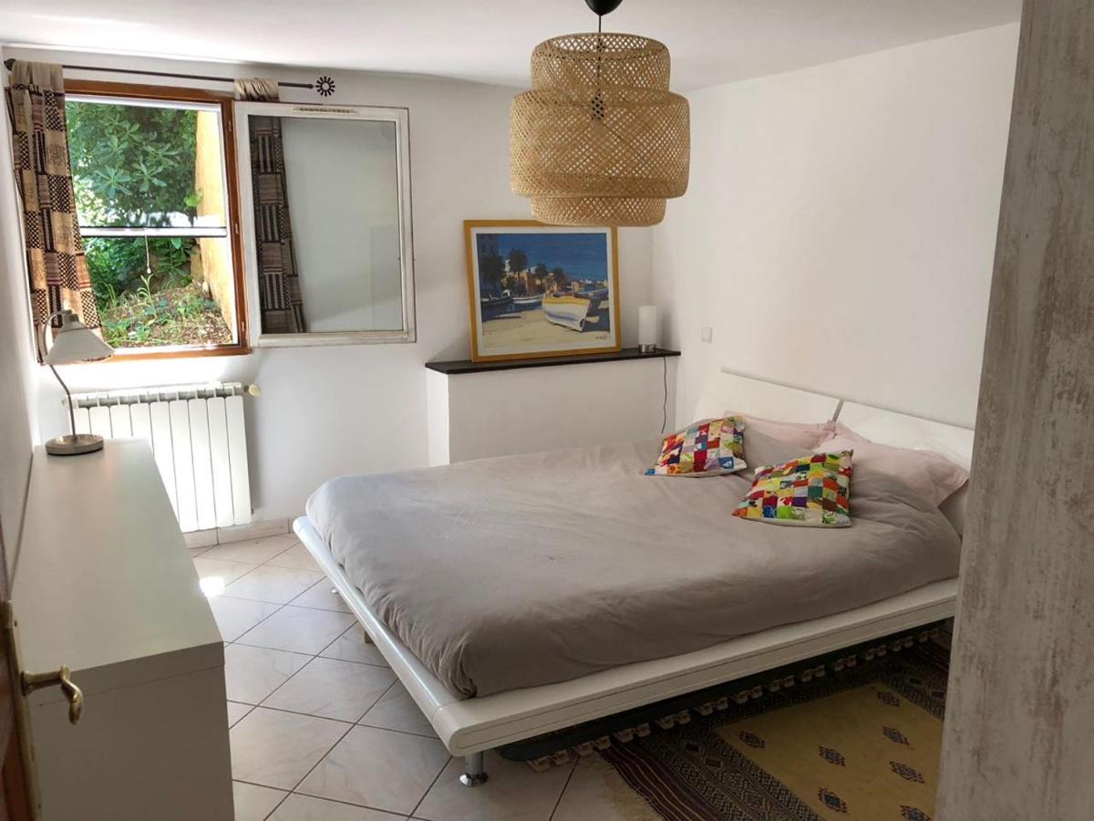 Joli Rez-De-Villa 80 M2 Proche Mer Carqueiranne Exterior photo