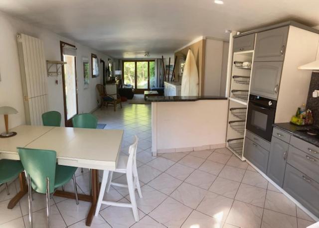 Joli Rez-De-Villa 80 M2 Proche Mer Carqueiranne Exterior photo